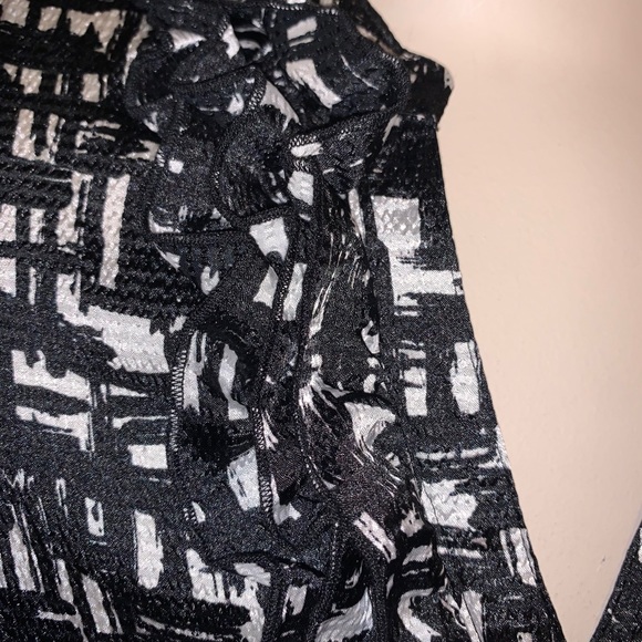 Lane Bryant ruffle front blouse - Picture 3 of 9